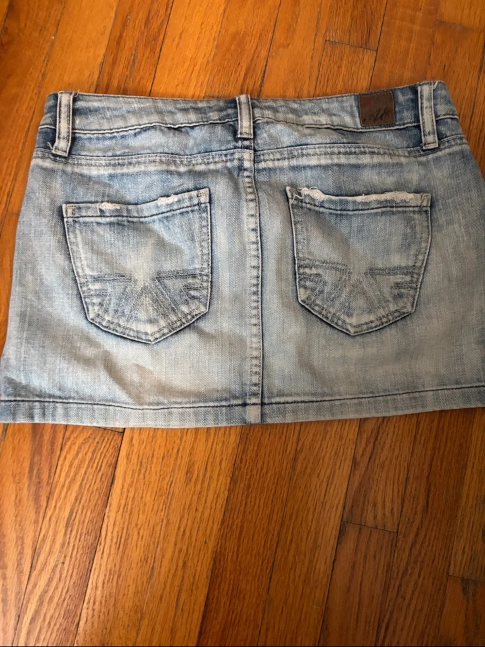 American Eagle Outfitters Faded Light Blue Denim Mini Skirt - Picture 2 of 4